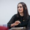 Israel Vega Rodríguez y Alejandra Anguiano González en reunión de coordinación entre FGE y SEIMUJER sobre violencia contra mujeres en Morelia
