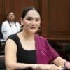Diana Espinoza Mercado, diputada y presidenta de la Comisión de Asuntos Electorales, hablando ante medios sobre la reforma electoral michoacana y el fallo de la SCJN