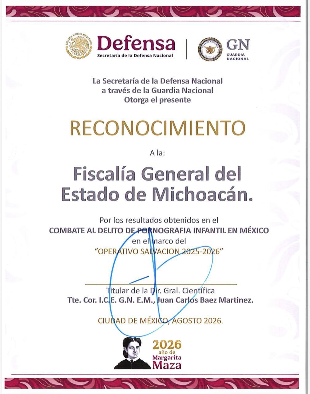 Reconocimiento de la Guardia Nacional entregado a representantes de la Fiscalía General del Estado de Michoacán por su labor contra la pornografía infantil