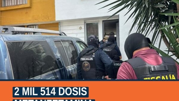 Infografía con cifras: 840, 947.5 y 727 dosis de metanfetamina; ubicaciones Tupátaro, Misión del Valle y Villas del