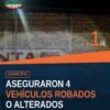 Imagen ilustrativa de cuatro vehículos asegurados en Apatzingán: una camioneta Jeep gris y tres motocicletas Italika