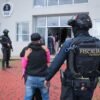 Operativo conjunto de la FGE, SIE, DEFENSA y GN en San Miguel Charahuén durante el rescate de dos víctimas de secuestro