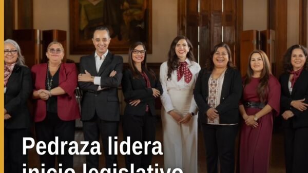 Diputada Nalleli Pedraza hablando ante el pleno del Congreso del Estado de Michoacán en Morelia, 15 de septiembre de 2026