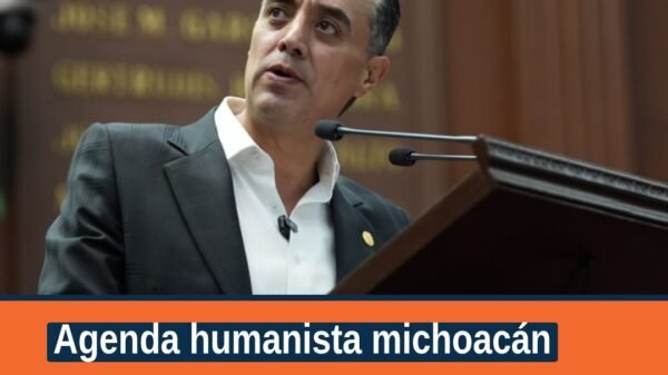 Diputado Juan Pablo Celis Silva en el Congreso de Michoacán durante el anuncio de la agenda humanista michoacán en Morelia
