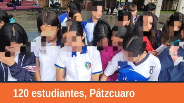 Personal de la Fiscalía Especializada en Violencia Familiar y de Género atiende a jóvenes en un módulo informativo sobre