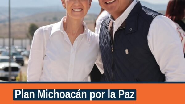 Carlos Torres Piña hablando sobre el plan michoacán por la paz durante actividades oficiales en Morelia, Michoacán