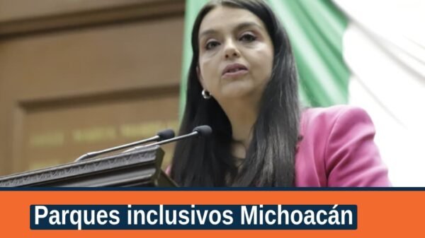 Diputada Teresita Herrera Maldonado hablando en el Congreso del Estado de Michoacán sobre parques inclusivos michoacán
