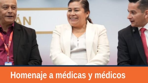 Diputada Belinda Iturbide Díaz en evento con médicas y médicos michoacán en Morelia, 23 de octubre de 2026