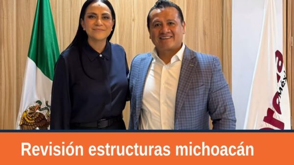 Carlos Torres Piña y Ariadna Montiel Reyes en reunión de trabajo sobre estructuras seccionales michoacán en Morelia
