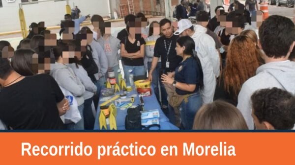 Estudiantes de Preparatoria Anáhuac durante recorrido práctico por ciencias forenses en instalaciones de la FGE en Morelia